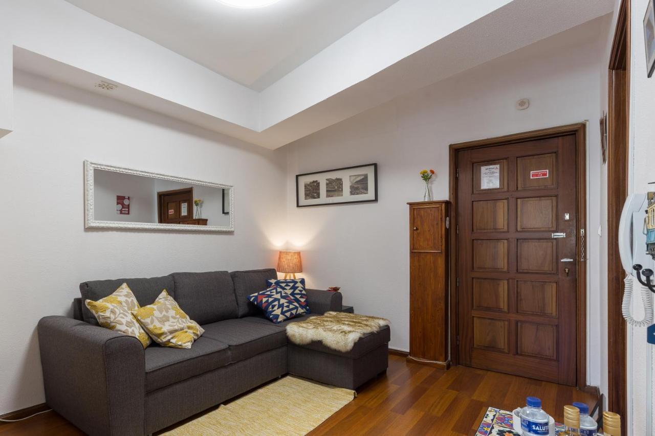 Apartamento Host Wise - Comfy Bright Flats With Netflix Oporto