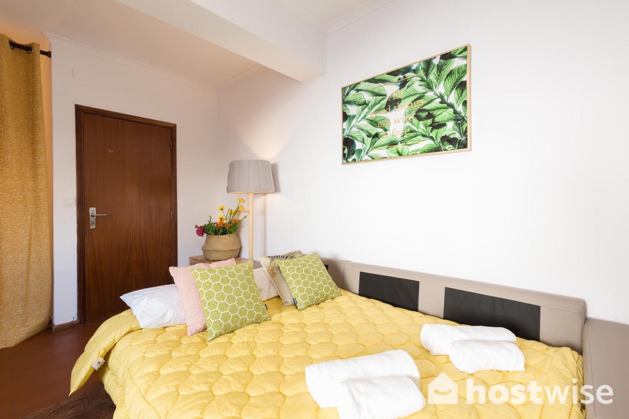 Host Wise - Comfy Bright Flats With Netflix * Oporto